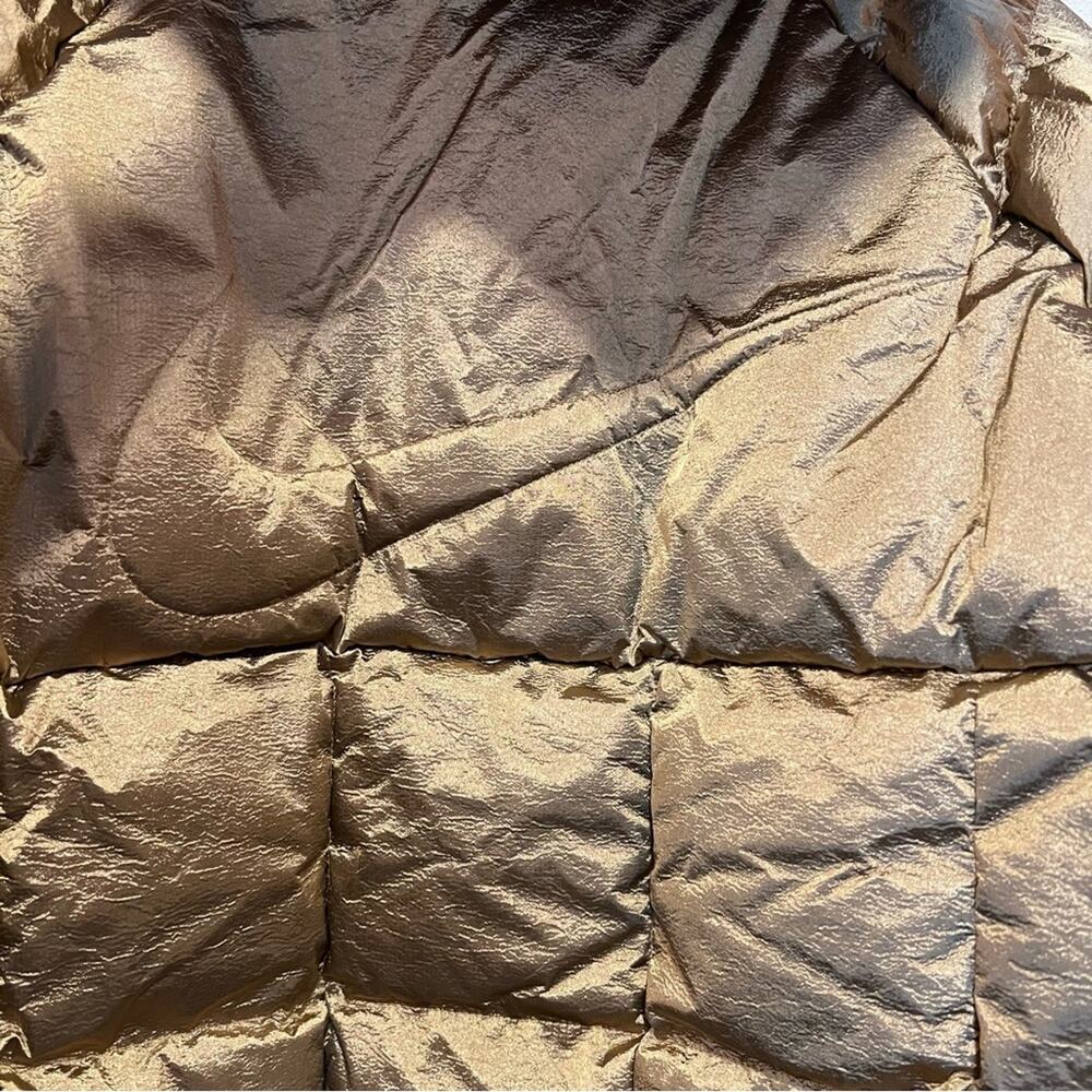 Nike Sportswear Women's Swoosh Puffer Shine PrimaLoft Jacket Large Gold Metallic - Picture 8 of 11